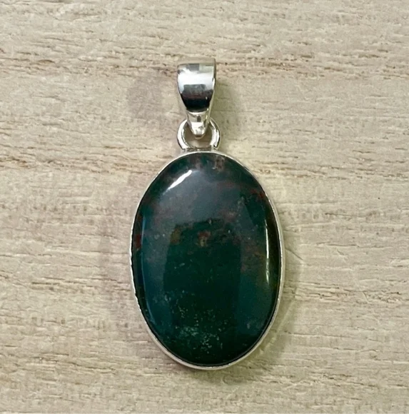 💕Dragon Bloodstone Solid Sterling Silver Pendant 925 - Picture 1 of 4